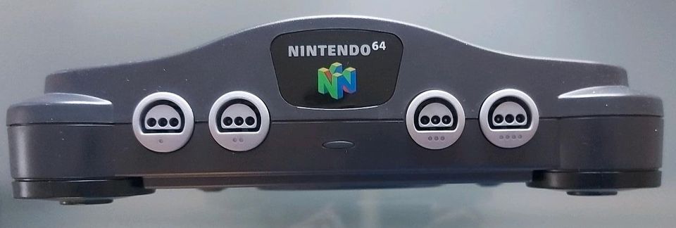 NINTENDO 64/ N64 mit Controller und 6 Spiele in Borgentreich