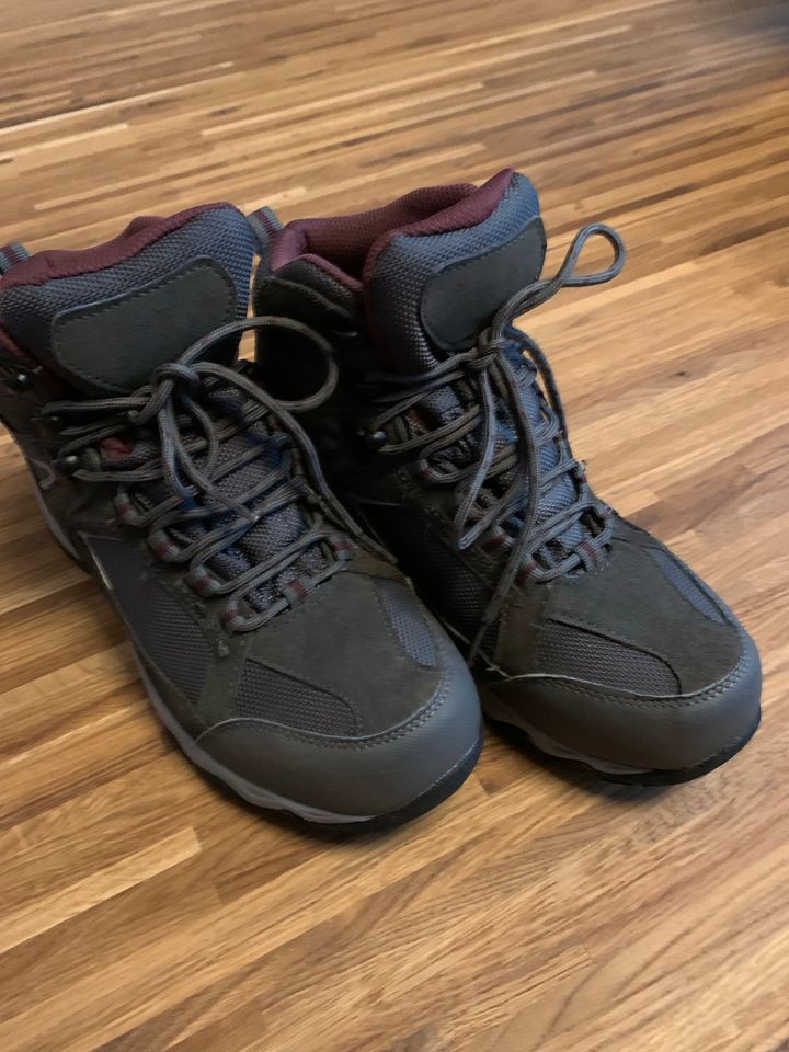 Wanderstiefel/ Outdoorstiefel - Größe 37 - grau/dunkelrot in Hennef (Sieg)