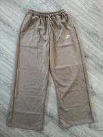 Nike Jogginghose Bungie Damen beige in gr. M/L Neu ungetragen Baden-Württemberg - Ulm Vorschau