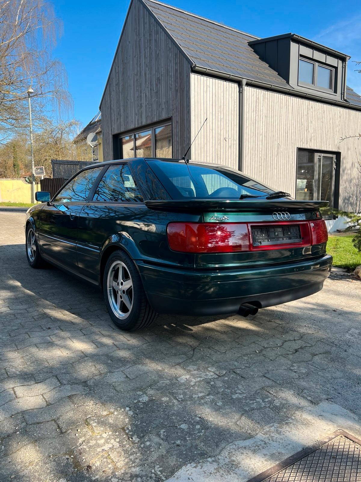 Abbildung des Autos Audi S2 quattro Coupé 19…