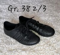 Adidas Turnschuh 38 2/3 Niedersachsen - Schiffdorf Vorschau