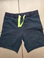 Kurze Hose. Shorts, s.oliver, Sweatshorts, Gr. 116 Nordrhein-Westfalen - Oberhausen Vorschau