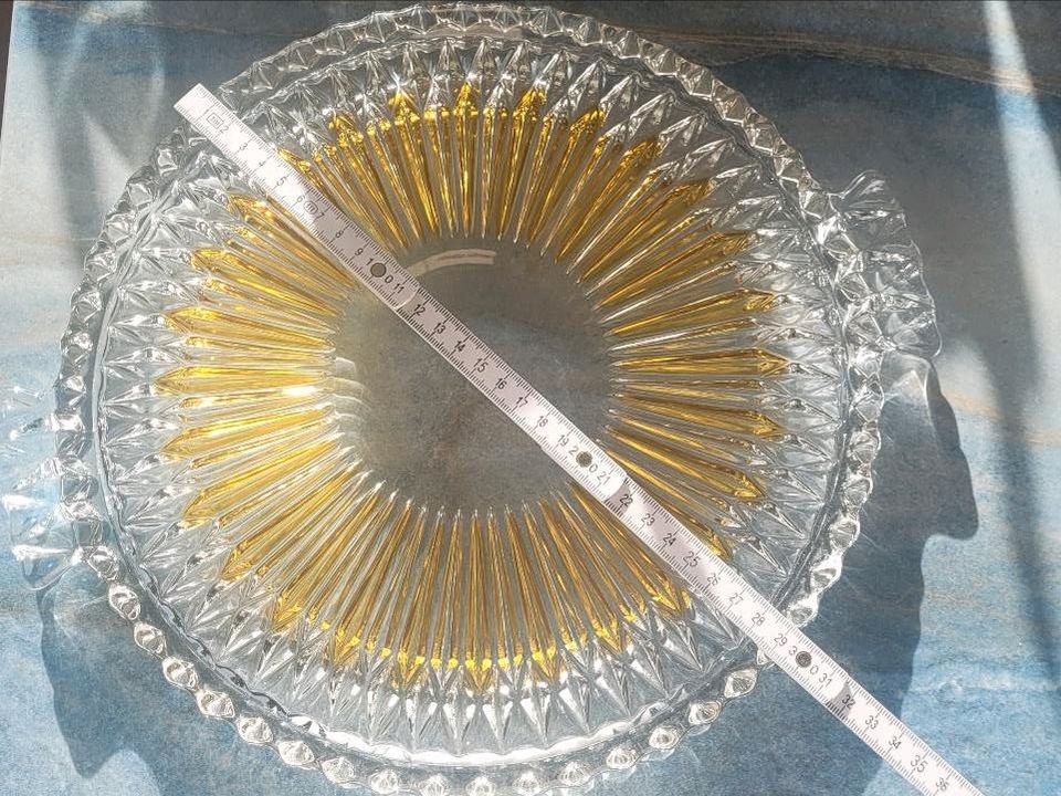 Glas Schüsseln Platten Kuchen Vasen Bleikristall Walter Bierkrug in Hawangen