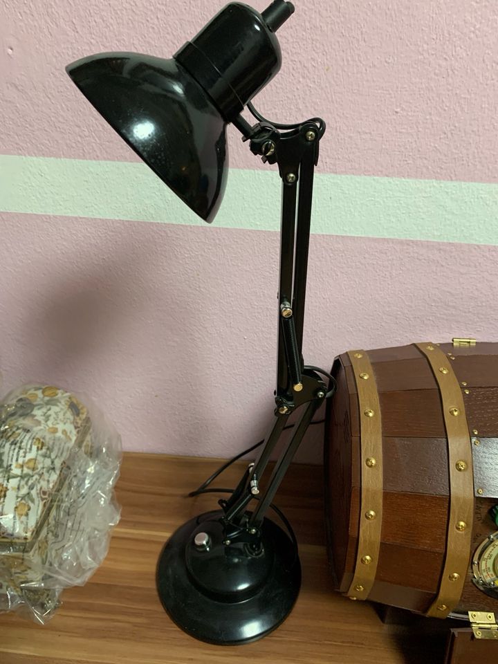 Scherenlampe Lampe Werkstatt Vintage in Erkrath