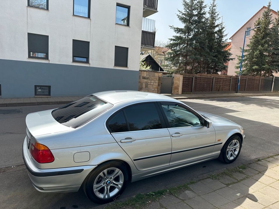 BMW 320i Limousine in Gotha