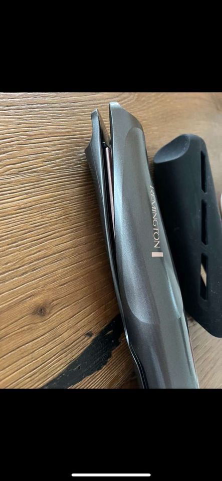 Remington Glätteisen Lockenstab Curl&Straight in Freilassing