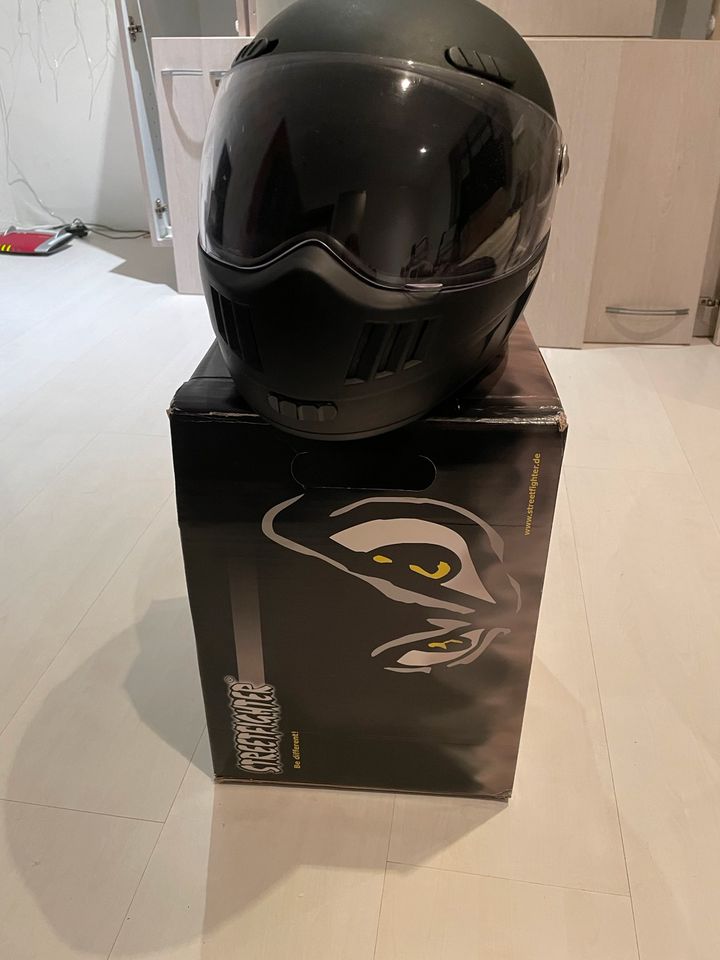 Motorradhelm „Streetfighter“ Größe S in Sachsen - Crimmitschau |  Motorradteile & Zubehör | eBay Kleinanzeigen ist jetzt Kleinanzeigen