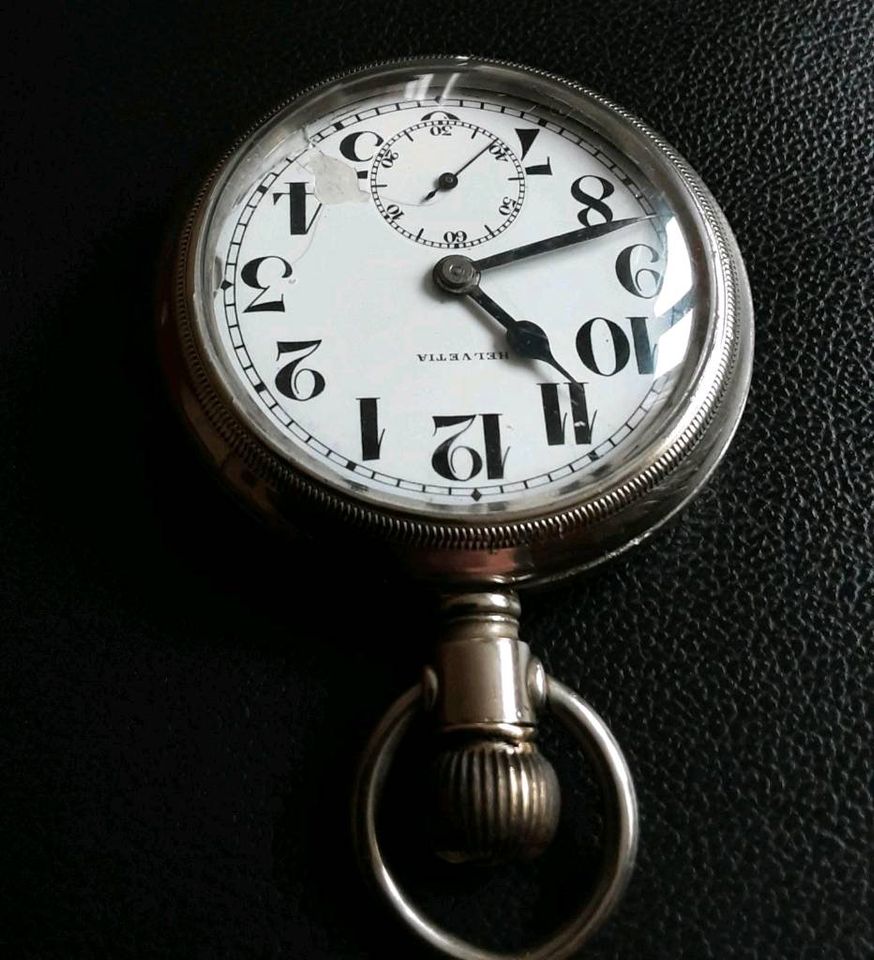 Alte antike Taschenuhr " HELVETIA ", Lepine Kaliber, 53 mm in Frankfurt am Main