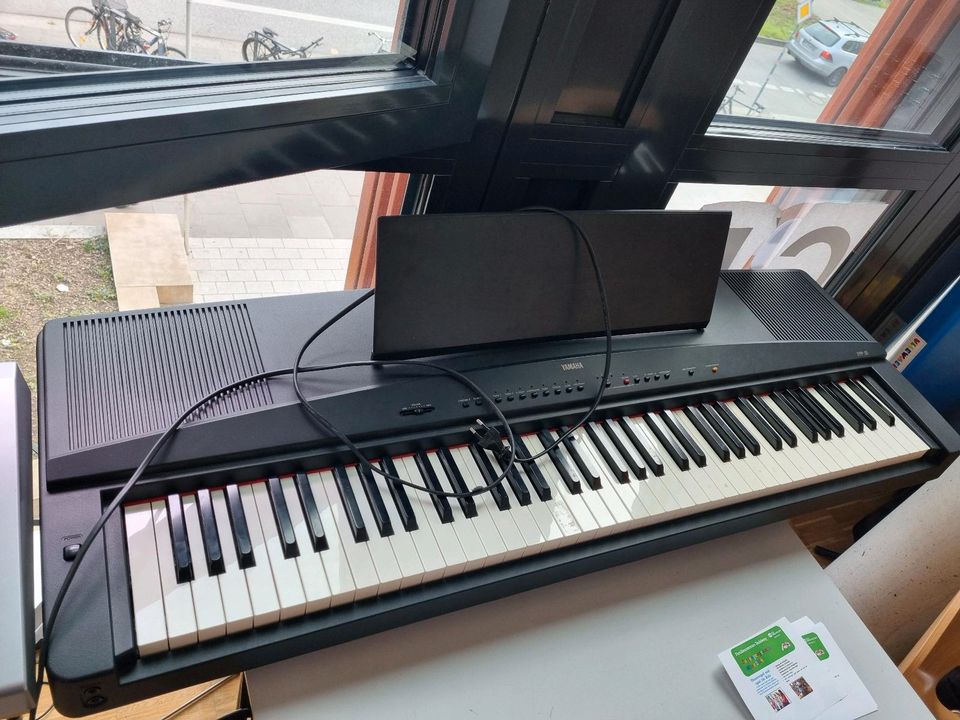 Yamaha E-Piano YPP55 ypp 55 - Klavier Keyboard in Hamburg