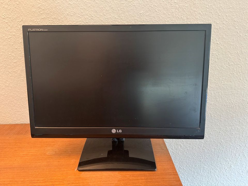 LG Monitor, 21,6‘‘ in Pinneberg