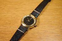 Gucci Vintage Damenuhr Schwarz Gold Leder Armband Altona - Hamburg Ottensen Vorschau