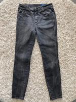 Closed Jeans Vintage used look schwarz Gr.26/XS sehr guter Zust. Nordrhein-Westfalen - Netphen Vorschau
