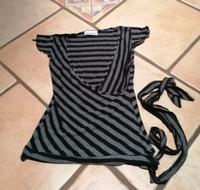 Sommershirt ausgefallen, tief ausgeschnitten, Bindeband, Gr. 34 Sachsen - Strehla Vorschau