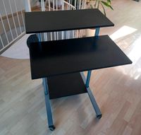 Schreibtisch, B 70 x T 65, fahrbar, höhenverstellbar Hessen - Idstein Vorschau