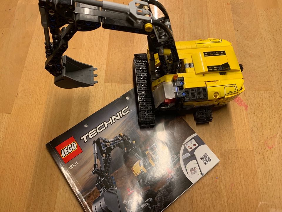 Lego Technic 42121 Hydraulikbagger, NEUWERTIG in Bad Nauheim