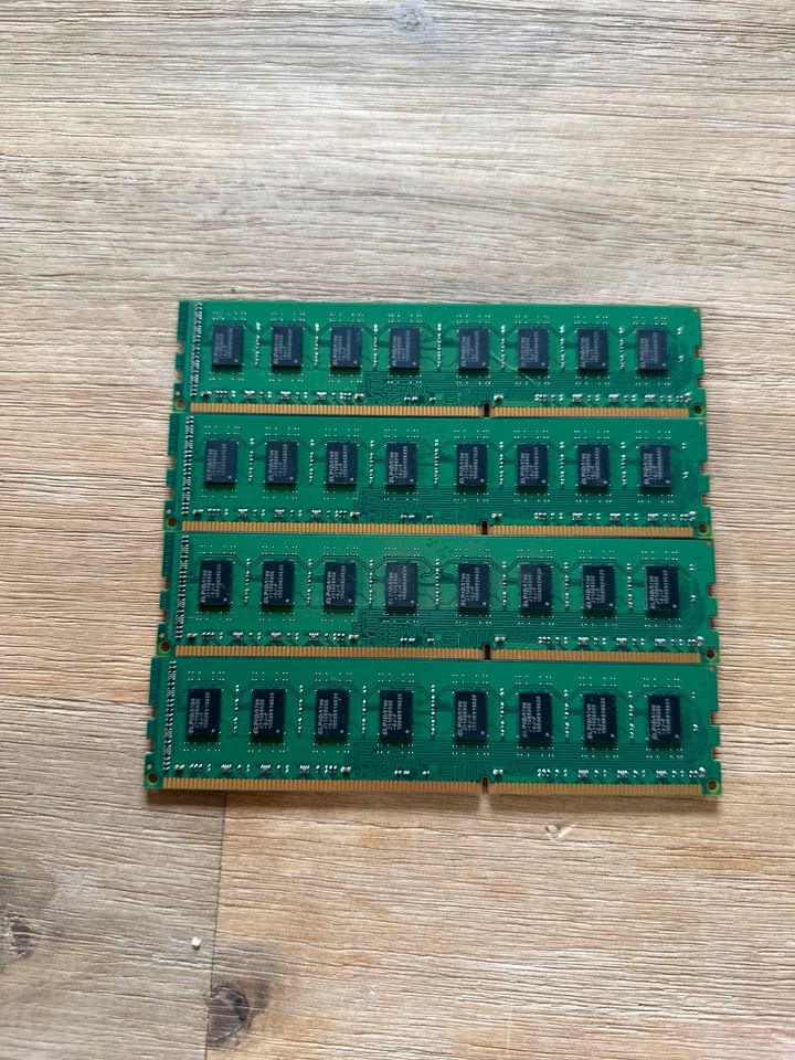 Kingston DDR3 RAM Riegel 4x2GB 1333MHz in Friedrichshafen