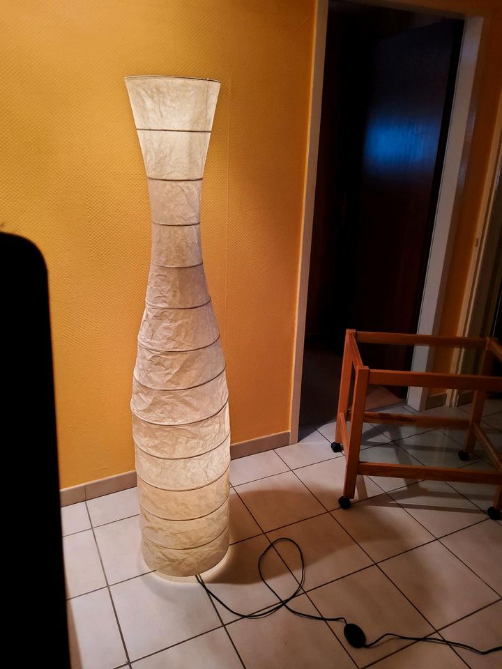 Stehlampe Storm von Ikea / weiß / Papier / Höhe 160 cm in West - Zeilsheim  | Lampen gebraucht kaufen | eBay Kleinanzeigen ist jetzt Kleinanzeigen