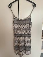 Gemusterter kurzer Jumpsuit Bayern - Gochsheim Vorschau
