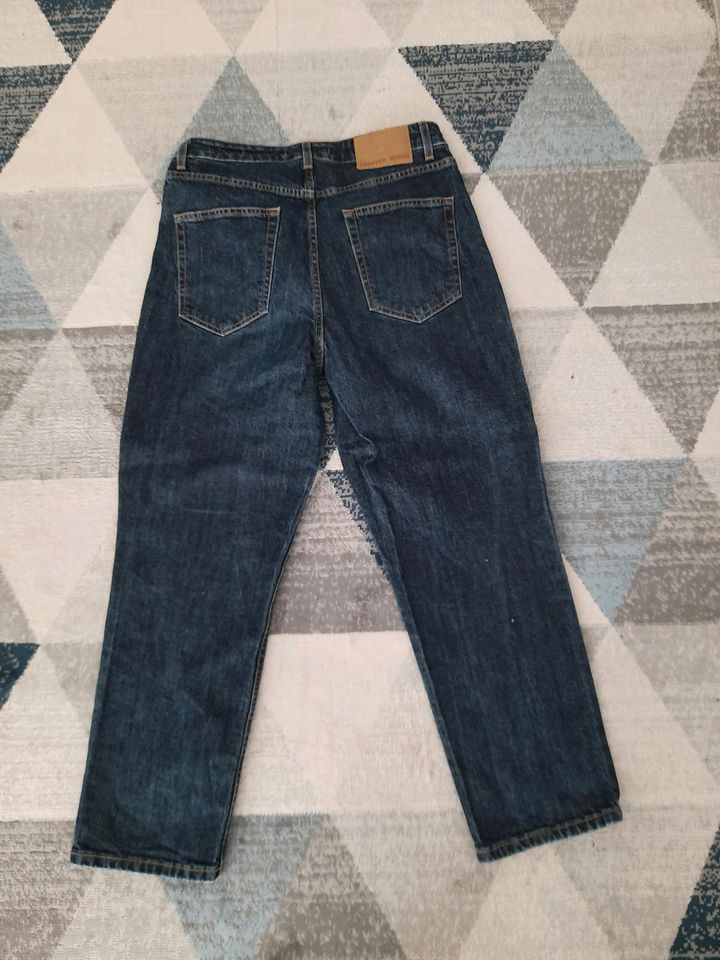 C&A Jeans (High Rise Straight, Gr. 40 KURZ) in Düren