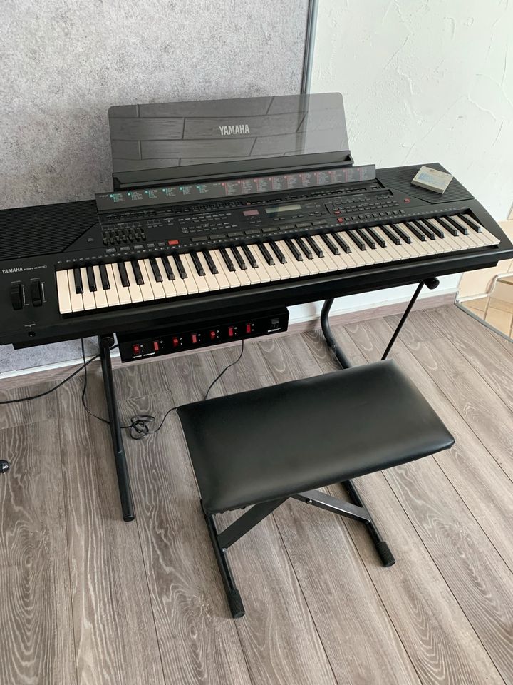 Yamaha PSR 6700 Keyboard in Betzdorf