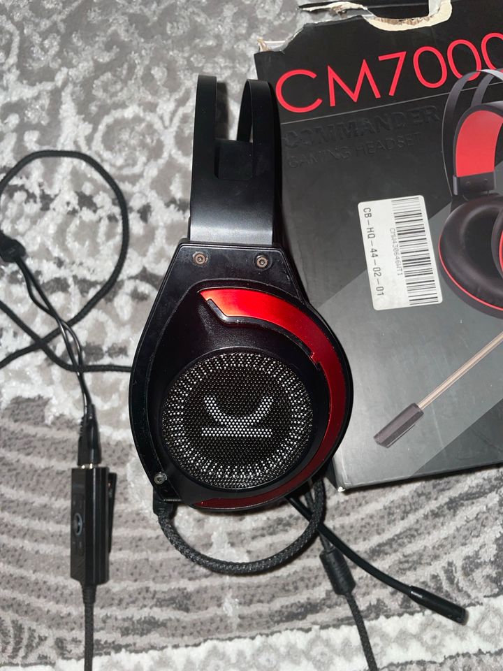 Commander cm7000 Gaming Headset PC/Ps4/Xbox und Nintendo Switch in Düsseldorf