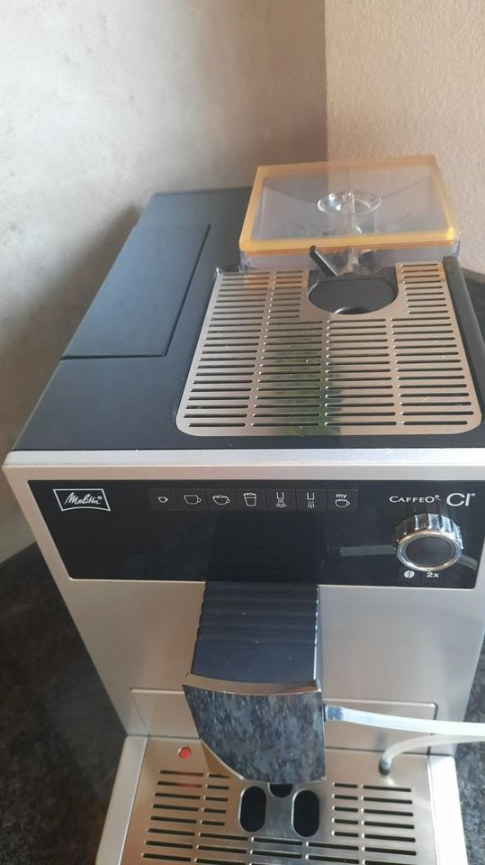 Kaffeevollautomat Melitta Caffeo CI, defekt, zum ausschlachten in Seeg