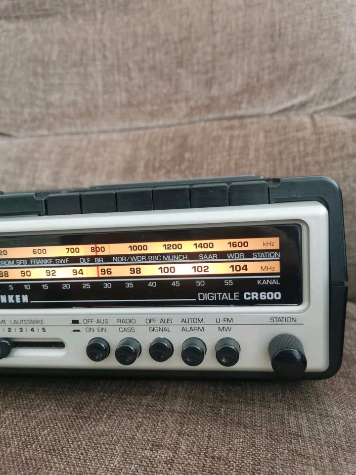 Telefunken CR600 Digitale Radio Kasette Wecker Uhr 1979 in Hamburg