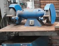 AEG Doppelschleifer 300mm Durchmesser 380V 1,1KW Nordrhein-Westfalen - Solingen Vorschau