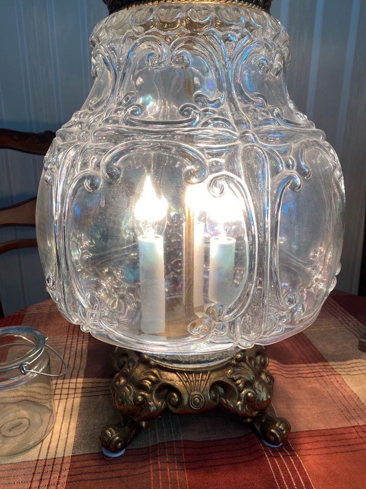 Antik Lampe Tischlampe Glas beige in Wesenberg