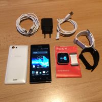 SONY Xperia J ST26i mit SONY MN2 Smartwatch und Zubehör Duisburg - Duisburg-Mitte Vorschau