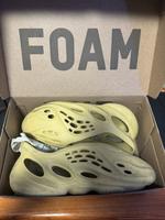 Yeezy Foam Runner sulfur 47 Us12 original Frankfurt am Main - Sachsenhausen Vorschau