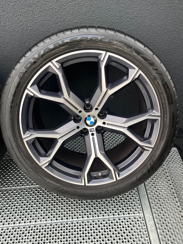 21 ZOLL BMW M 741M ORIGINAL X5 G05 X6 G06BI COLOR SOMMER in Straelen