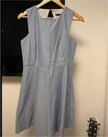 Zara Kleid Basic Jeans Stil Größe L 40 hell blau Sommer kurz Niedersachsen - Wedemark Vorschau