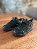 Nike Turnschuh schwarz Größe 23,5 Rheinland-Pfalz - Rennerod Vorschau