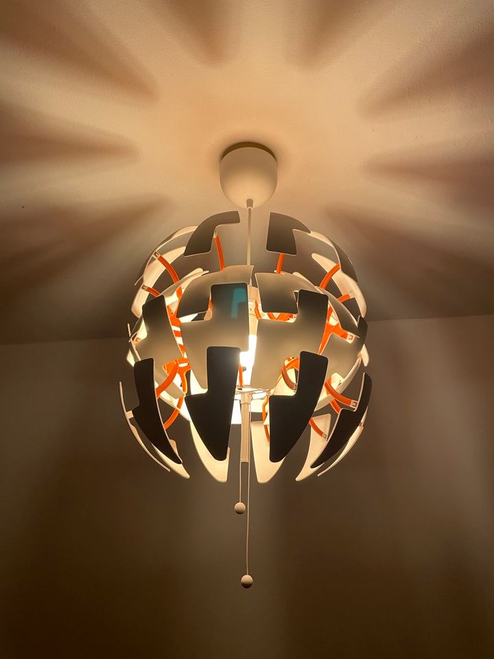 Ikea Lampe PS 2014, 35 cm, weiß-orange in Berlin