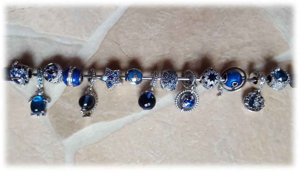 Pandora blaue Charms/Anhänger, Welt, Mond, Sterne, Globus, Clip in Aschersleben