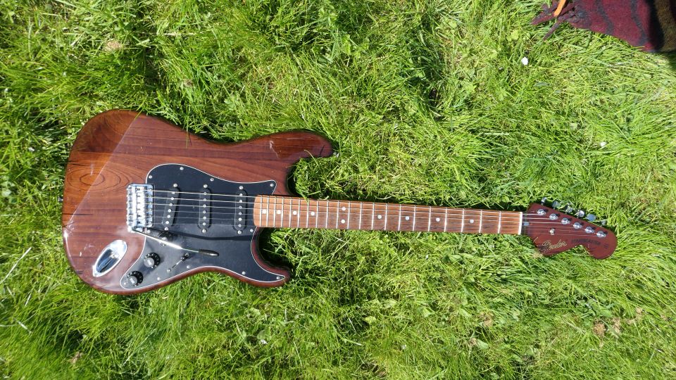 Fender Stratocaster Jp mit Fender CS ´69 PA´s  - Vintage v. 1994! in Niederburg