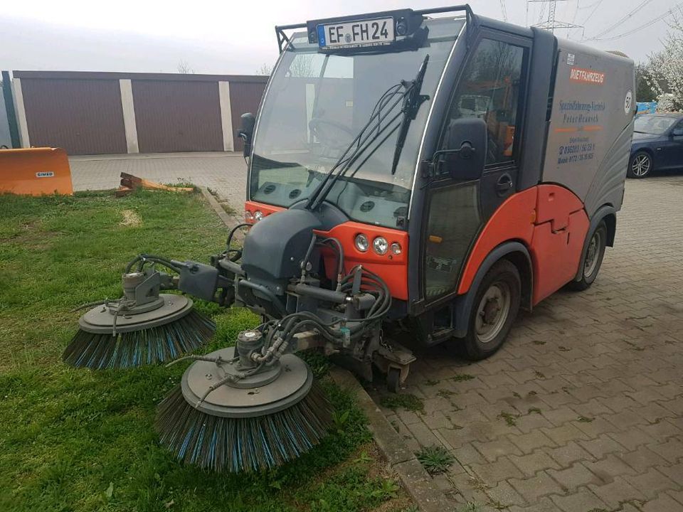 Vermietung Straßenkehrmaschine Hako CM2000 in Erfurt