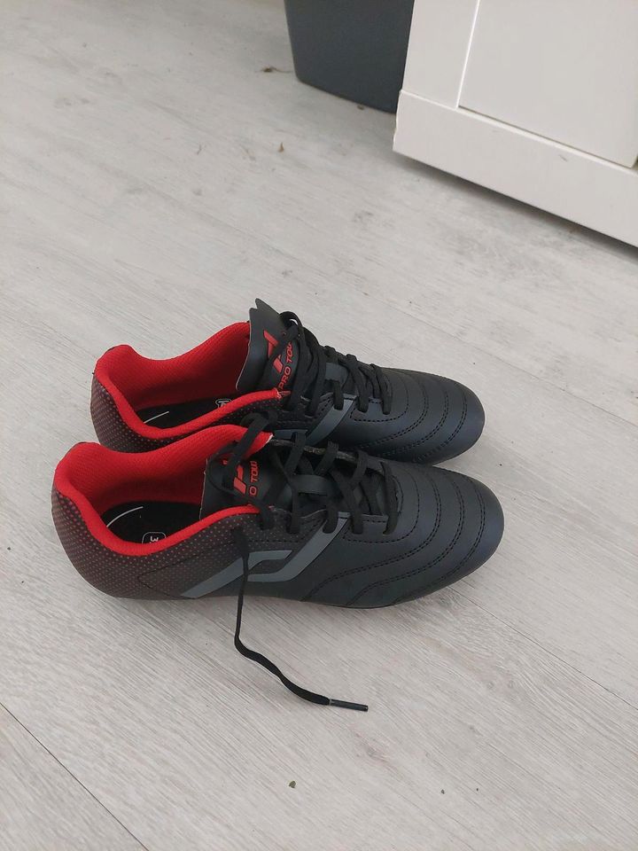 Pro Touch Fußballschuhe in Gelsenkirchen