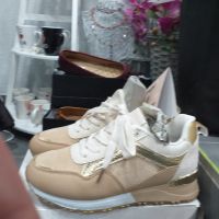 Sneaker beige/gold/weiß Gr. 38 Nordrhein-Westfalen - Herten Vorschau
