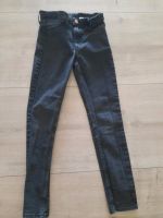 Jeans Gr 140 schwarz skinny fit verstellbarer Bund Thüringen - Bad Langensalza Vorschau