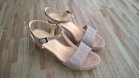 GABOR Sandaletten Sandalen - 40 - beige silber Glitzer Nordrhein-Westfalen - Neuss Vorschau