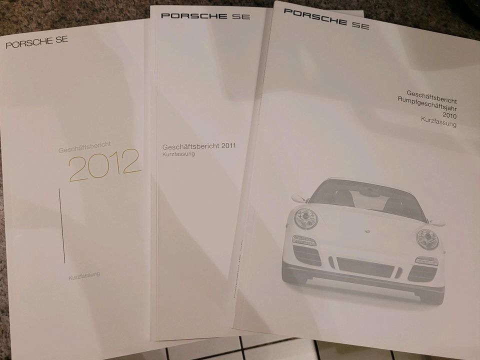 3 Geschäftsberichte Porsche von 2010 2011 und 2012 in Kornwestheim