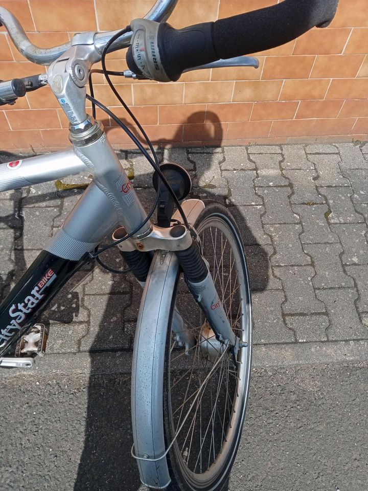 City Star Herren Fahrrad 28 Zoll plus Fahrrad Anhänger in Mannweiler-Cölln