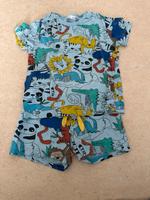 T-Shirt mit kurze Hose Bayern - Hof (Saale) Vorschau