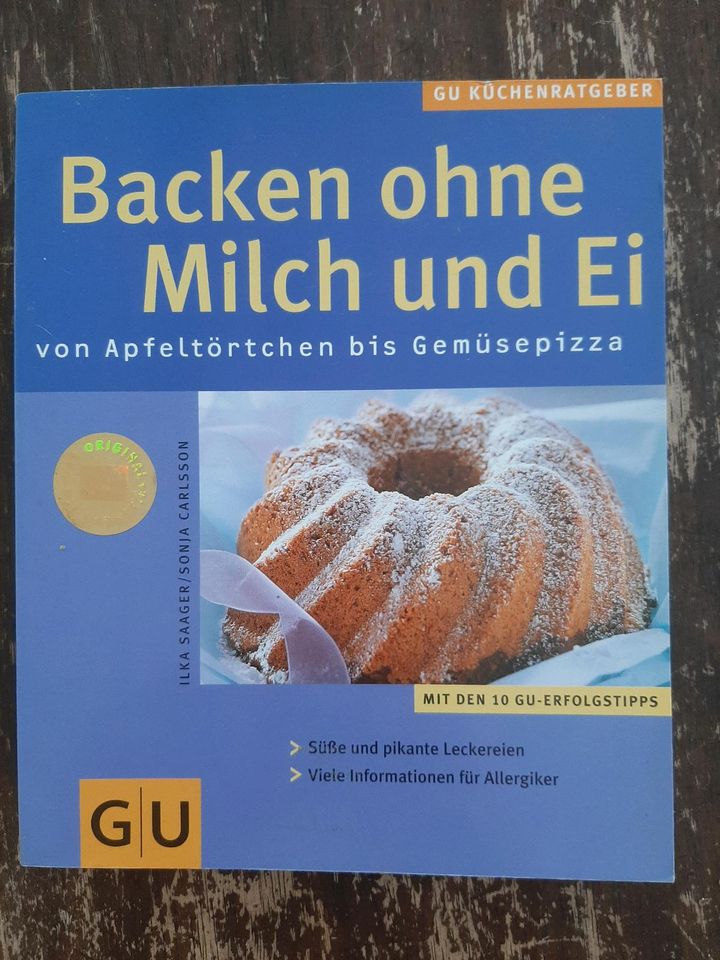 GU Kochbücher * Eiscreme * Obstkuchen * Backen ohne Milch und Ei in Ehringshausen