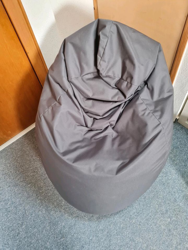 Sitzsack dkl grau 2 Stück in Hemmoor