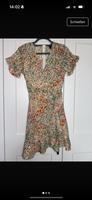 Kleid Blumen Asos Niedersachsen - Lohne (Oldenburg) Vorschau