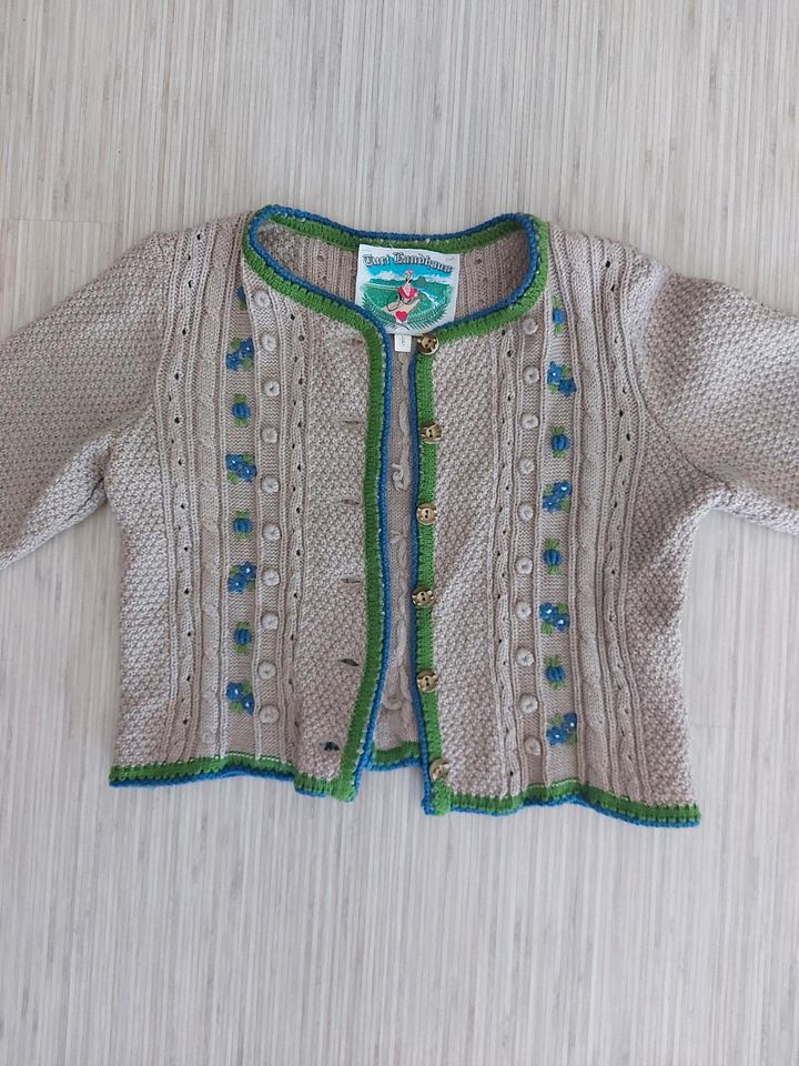 Dirndl-Strickjacke / Trachten-Strickjacke in Ingolstadt