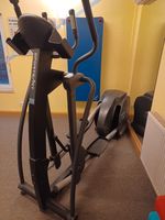 Crosstrainer Fitness Studio Profigerät SportsArt 8300 Sachsen - Bad Dueben Vorschau